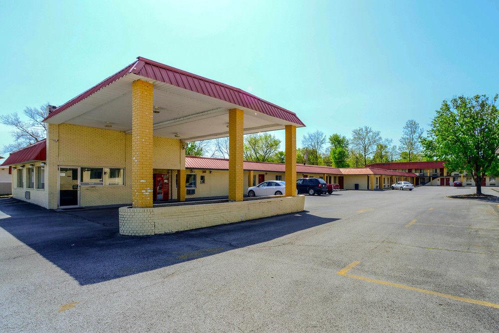 Econo Lodge Inn & Suites Carbondale Exterior foto