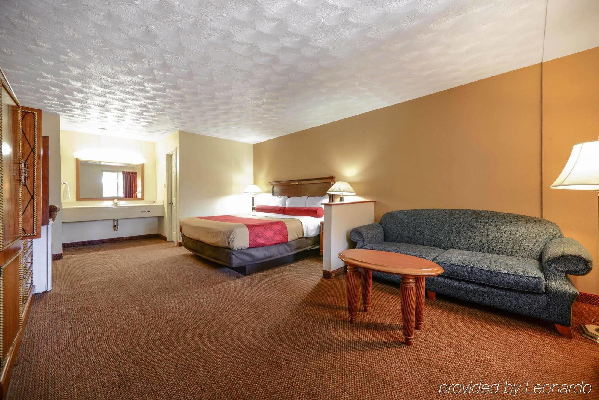 Econo Lodge Inn & Suites Carbondale Exterior foto