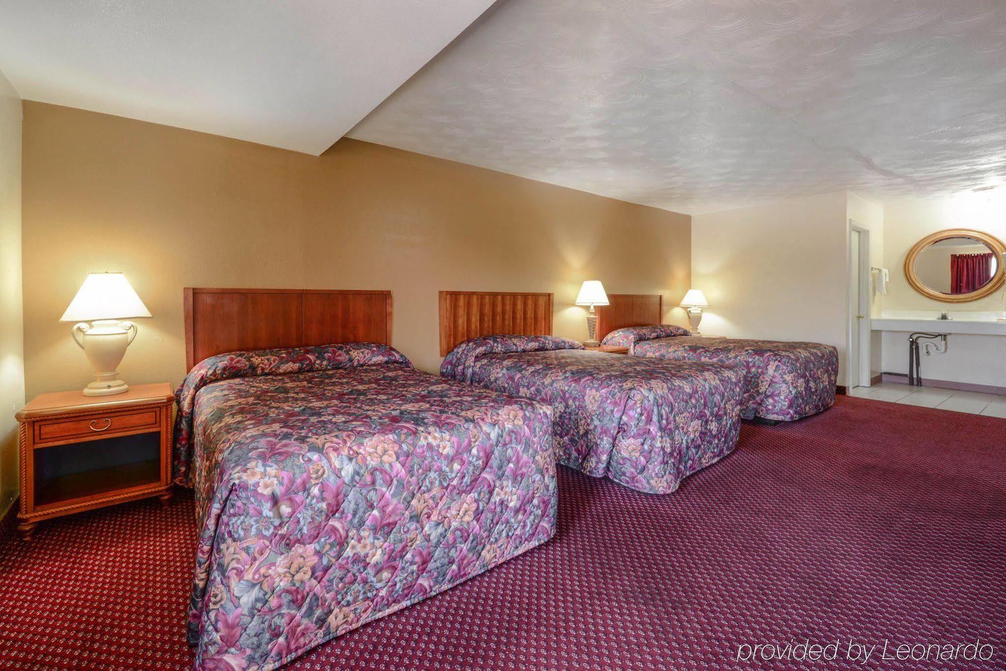 Econo Lodge Inn & Suites Carbondale Exterior foto