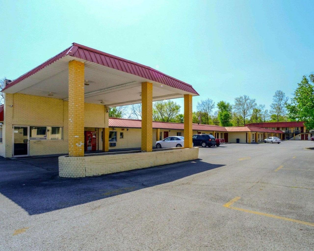 Econo Lodge Inn & Suites Carbondale Exterior foto